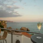 Toboso Apar - Turis Hotel
