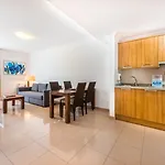 Toboso Apar - Turis Nerja