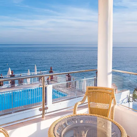 Hotel Toboso Apar - Turis Nerja