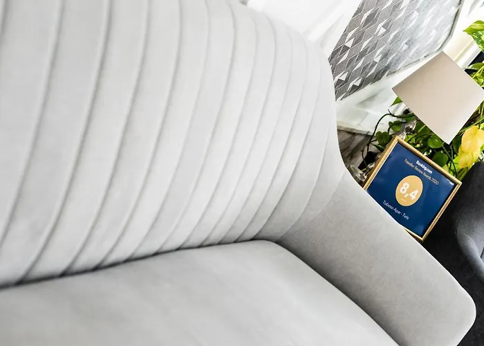 Toboso Apar - Turis Hotel Nerja