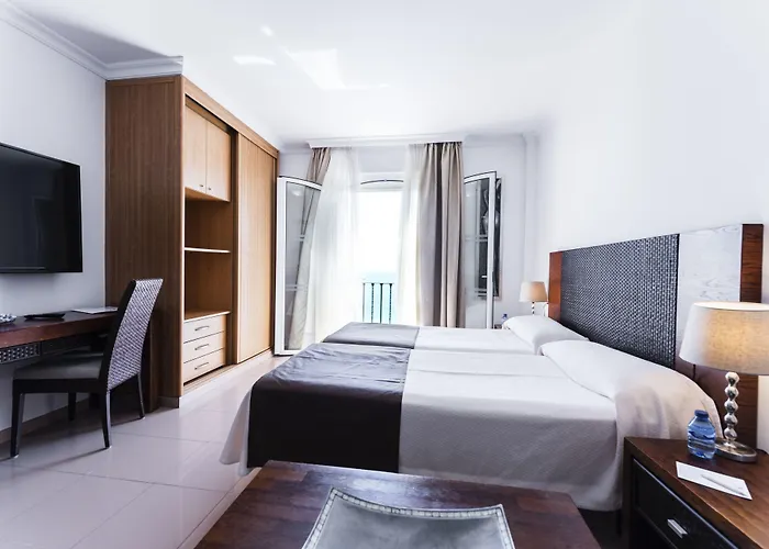 Hotel Toboso Apar - Turis