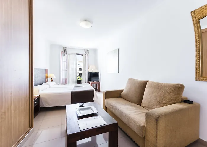 Hotel Toboso Apar - Turis Nerja