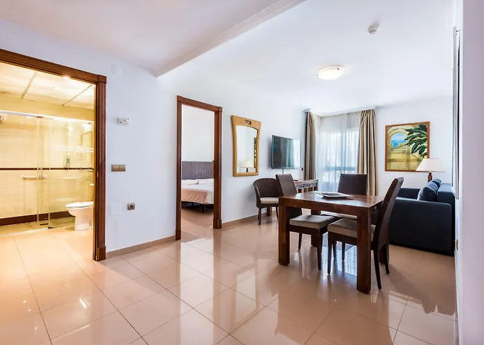 Toboso Apar - Turis 3*