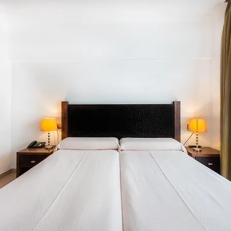 Toboso Apar - Turis 3* Nerja