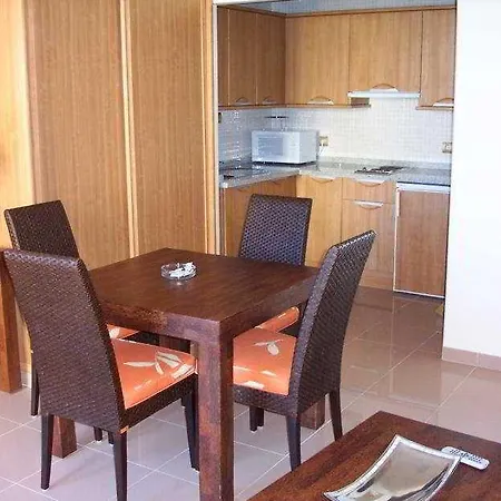 Toboso Apar - Turis Otel 3*