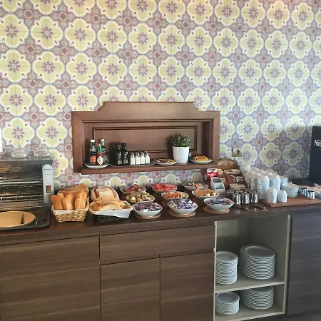 Toboso Apar - Turis Otel 3*