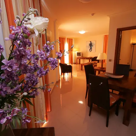 Toboso Apar - Turis Otel