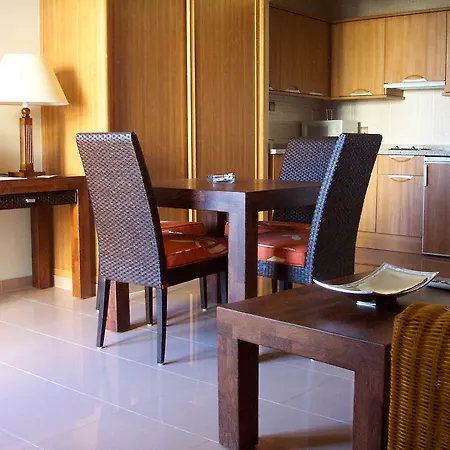 Otel Toboso Apar - Turis Nerja