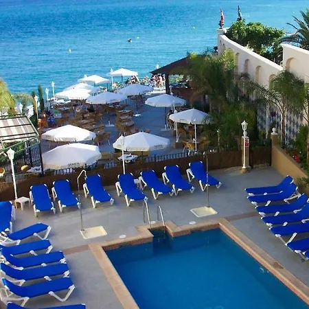 Toboso Apar - Turis Otel Nerja